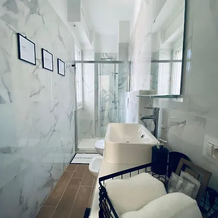 Luxury House Dergano * Milan