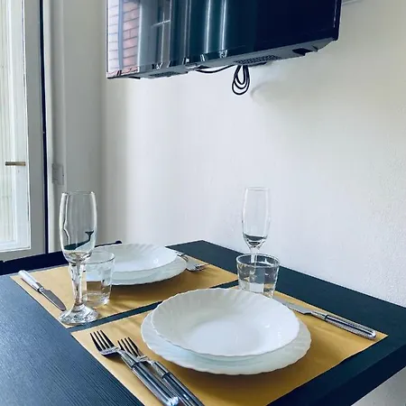 Luxury House Dergano Apartament